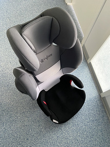 Автокресло Cybex (2 фото из 5)