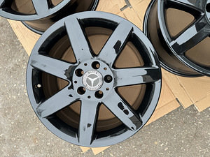 17" оригинальные диски Mercedes-Benz 5x112 (5 фото из 7)