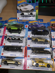 Модели Hot Wheels (1 фото из 1)