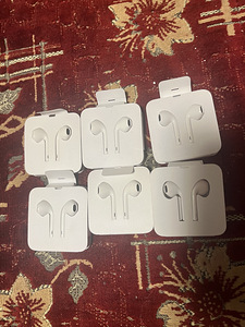 Apple EarPods Lightning, Aux (1 фото из 1)