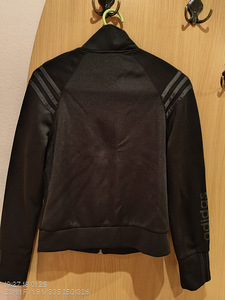 Naiste spordiikostüüm Adidas S (2 foto / 6)