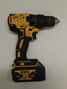 Аккумуляторная дрель DeWalt DCD777 + ак. 4,0Ач (3 фото из 5)