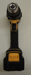 Аккумуляторная дрель DeWalt DCD777 + ак. 4,0Ач (5 фото из 5)