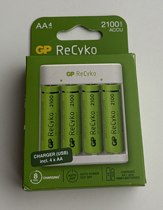 GP ReCyko AA 4x2100mAh + Charger (USB) (1 фото из 2)
