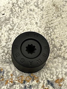 Volkswageni rattalukustuspoltide komplekt (4 foto / 4)