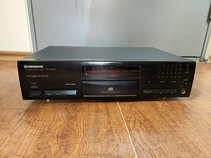 Pioneer PD-S605 Compact Disc Player (1 фото из 3)