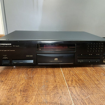 Pioneer PD-S605 Compact Disc Player 