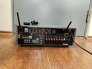 Yamaha RX-V585 7.2,BT, atmos,WiFi, 4K. (3 foto / 3)