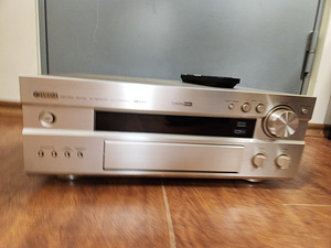 Yamaha RX-V1200RDS Audio Video Receiver (1 foto / 4)