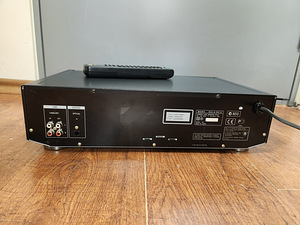 Sony MXD-D3 Compact Disc/MiniDisc Player (3 фото из 3)