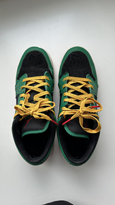 Air Jordan (3 фото из 3)