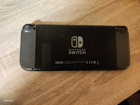 Nindendo switch (ЧЕРНЫЙ) б/у.