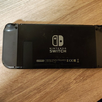 Nindendo switch (MUST) kasutatud.