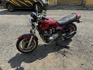 Kawasaki ZR 750C 1994 (4 фото из 4)
