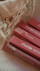 Rhode Peptide Lip Tint (2 фото из 3)