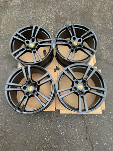 21" оригинальные диски Porsche 5x130 (как новые) (2 фото из 8)