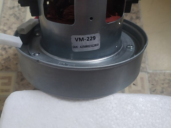 Dyson tolmuimeja motor