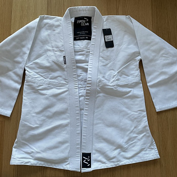 Uus kimono võitluseks