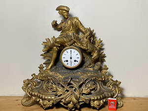 Каминные часы (9 фото из 9)