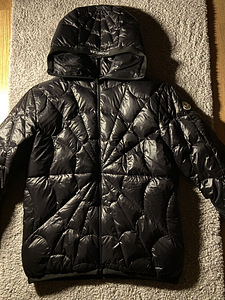 Новый Moncler Spider-Man (1 фото из 6)