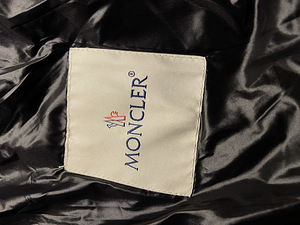 Новый Moncler Spider-Man (5 фото из 6)
