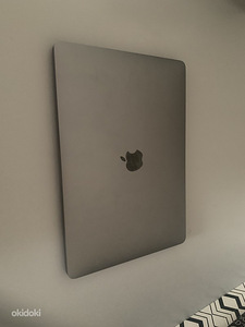 MacBook Pro 2020 (3 фото из 3)