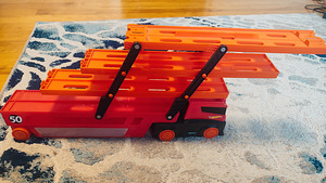 Auto Hot Wheels (1 foto / 2)