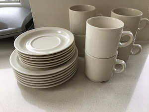 Vintage Arabia Kesti tass, alustass ja taldrik, 6 komplekt (2 foto / 3)