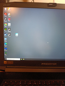 Acer predator helios 300 mänguri sülearvuti (7 foto / 10)