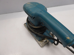 Шлифовальная машинка Makita BO3700 (5 фото из 5)