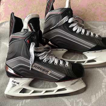 BAUER VAPOR X700 (10.5 D)