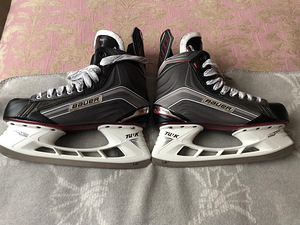 BAUER VAPOR X700 (10.5 D) (7 фото из 7)
