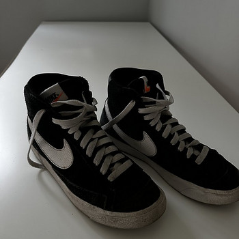 Nike blazer