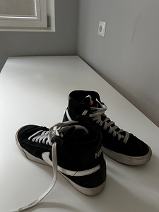 Nike blazer (2 фото из 3)