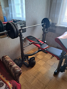 Müün spordivarustust (1 foto / 2)