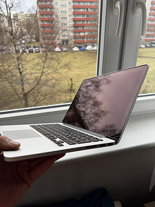 Apple Macbook Pro 13 (4 фото из 10)