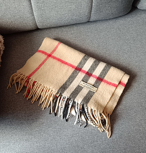 Шарф Burberry (1 фото из 2)