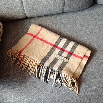 Burberry scarf