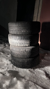 Audi rehvid+veljed 205/55 R16 originaal 4 tk (2 foto / 3)