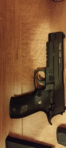 G 36 + пистолет (6 фото из 7)
