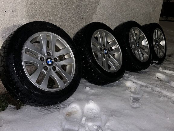 BMW veljed koos naelrehvidega 205/55/R16