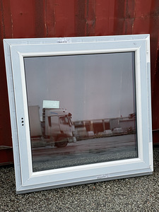 Plastaken 100x100 cm, avatav, link ka komplektis (1 foto / 1)
