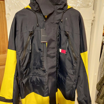 Куртка TommyHilfiger