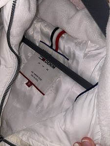 Куртка Tommy Hilfiger (4 фото из 4)