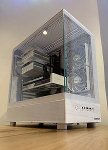 GamINg PC || i7-10700K(5.1GHz Boost) + RTX 3070 8GB OC (2 foto / 3)
