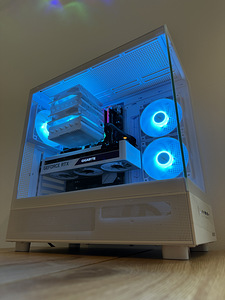 GamINg PC || i7-10700K(5.1GHz Boost) + RTX 3070 8GB OC (3 foto / 3)