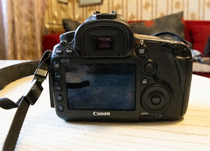 Камера Canon 5d mark iii (3 фото из 5)