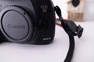 Камера Canon 5d mark iii (5 фото из 5)