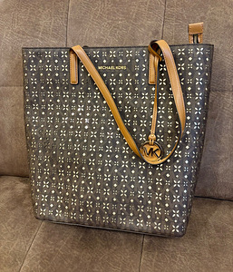 Сумка Michael Kors (1 фото из 6)