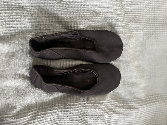 Тапочки для занятия танцами/Ballet shoes, размер 40